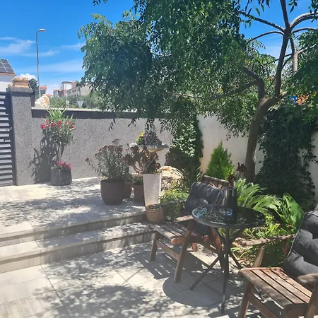 בית הארחה Queen זאדאר